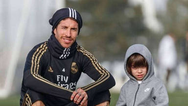 La divertida manera que tienen los hijos de Sergio Ramos para animar a su padre antes de un partido