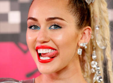 Así es "Younger now" de Miley Cyrus