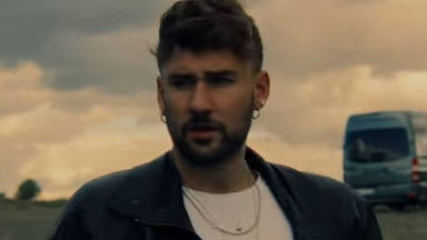 Dani Fernández en el videoclip de 'Todo cambia'