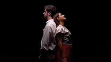 Aquí está "7 noches" de Alex Wall y Georgina, una canción romántica hasta la médula