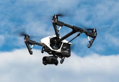 Denuncien a un home a Barcelona per fer volar el seu dron a més de 500 metres