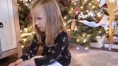 La reacción de una niña ciega al descubrir uno de los mayores regalos en su vida, es ahora viral