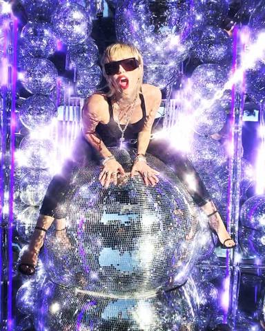 Miley Cyrus vuelve al panorama musical