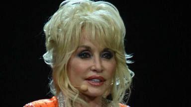 La admirable razón por la cual Dolly Parton ha decidido no vacunarse todavía