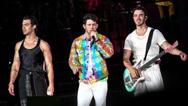 Los Jonas Brothers actuando en Florida en 2021