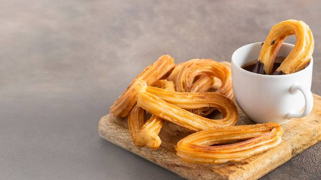 Receta fácil de churros caseros: agua, harina y una pizca de sal