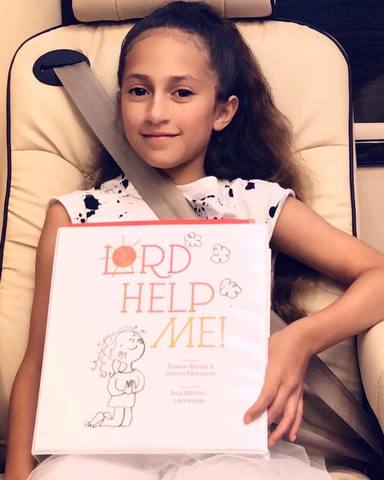 Emme, la hija de Jennifer López y Marc Anthony, escribe su primer libro