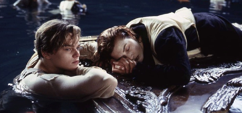 Subhastada la "fusta" de l'escena final de Titanic per 663.000 euros