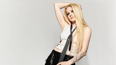 Avril Lavigne celebra 22 años de 'Complicated': el 'single' que le lanzó al estrellato