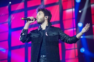 Blas Cantó exhibe magia y carisma en el último concierto de su gira antes de Eurovisión