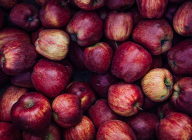 Com eliminar els pesticides de la pell de les pomes, segons harvard