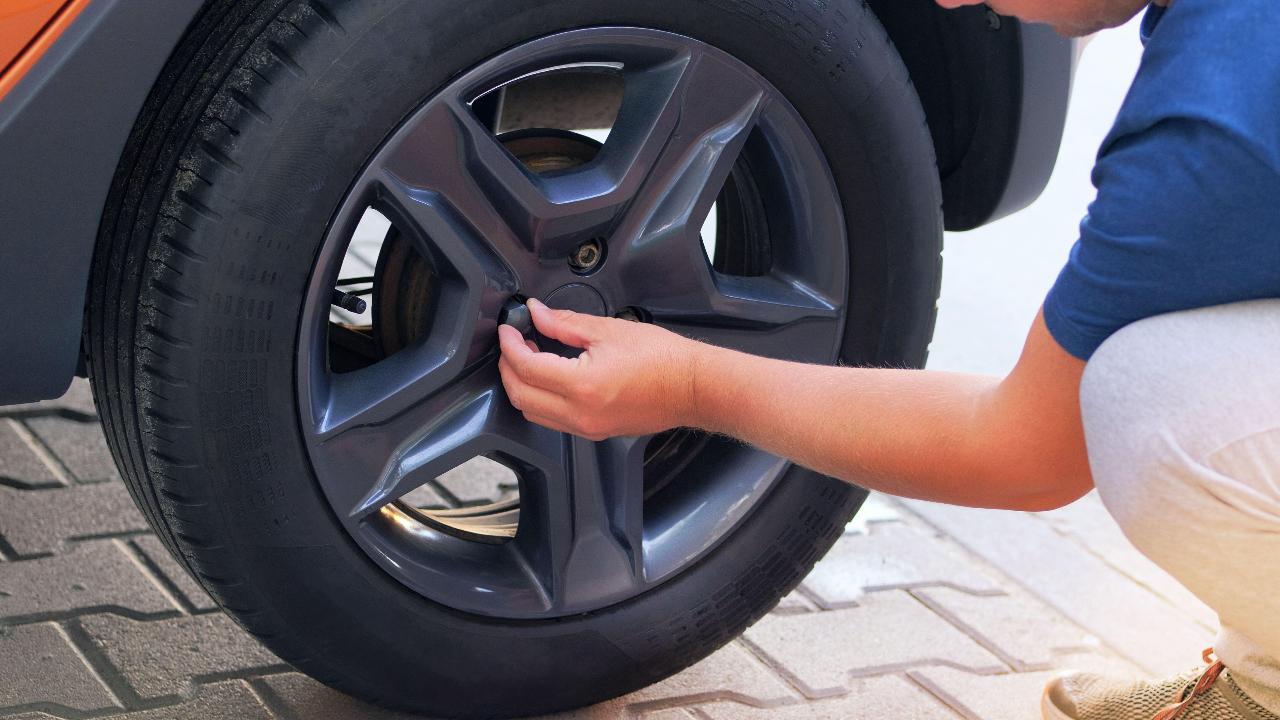 ¿Cada cuánto tiempo hay que cambiar las ruedas del coche?