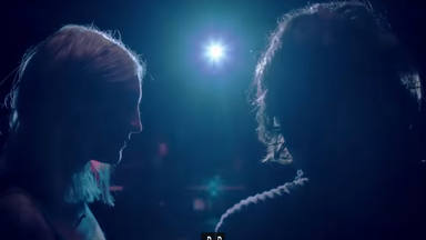 James Bay y Julia Michaels presentan el vídeo de “Peer Pressure”