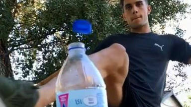 "Bottle Cap Challenge", el nuevo reto viral que triunfa entre los famosos