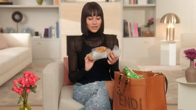 Lo más raro que lleva Aitana en el bolso: ¡pan sin gluten!