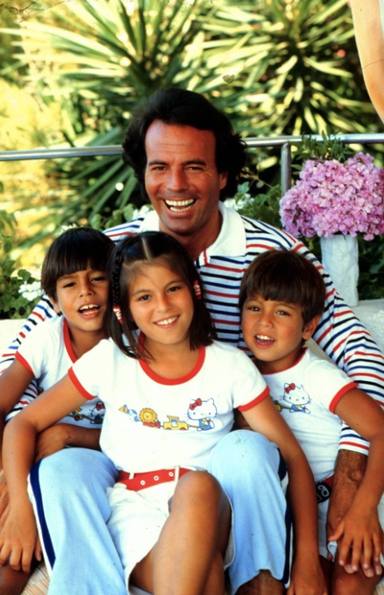 Julio Iglesias con sus hijos en su etapa más dulce