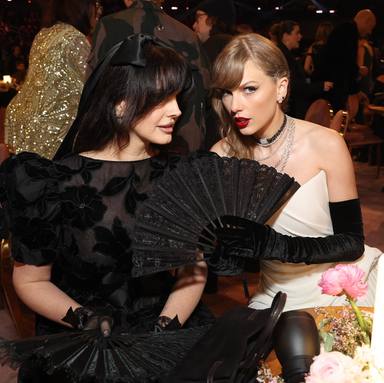 Lana del Rey y Taylor Swift en la gala de los premios Grammy 2024