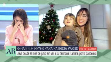 Patricia Pardo sorprendida por la sorpresa de ver a su familia