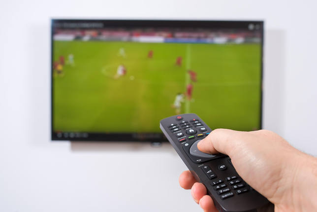 La TDT en HD será obligatoria en 2024: estos son los televisores que  dejarán de tener acceso a los canales