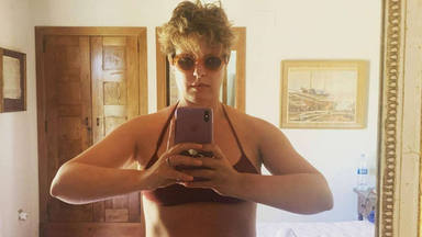 Tania Llasera posa en bikini y le llueven las críticas