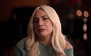 Lady Gaga, emocionada, revela los mayores problemas de su vida en un documental con el príncipe Harry