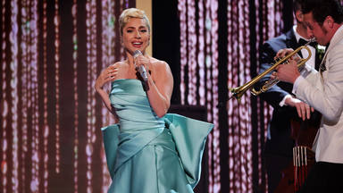 Lady Gaga enamora en los Grammy 2022 con 'Love For Sale' y 'Do I Love You'