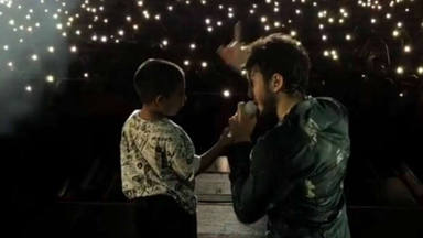 El emotivo vídeo de Sebastián Yatra con uno de sus fans más jóvenes en el escenario: ''eso no tiene precio''