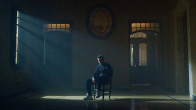 Aquí está el videoclip oficial de 'Iba', la canción de Alejandro Sanz incluida en su último álbum 'Sanz'