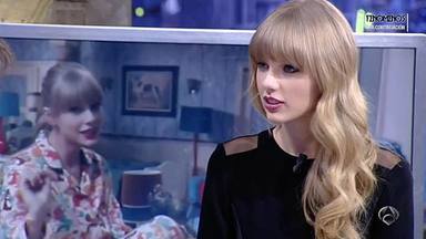 Taylor Swift sentada en el plató de 'El Hormiguero' en la visita a España que rescata Pablo Motos