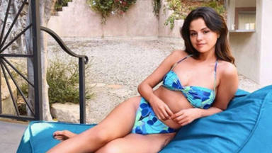 Selena Gómez sin maquillaje posado en bikini en Hawai