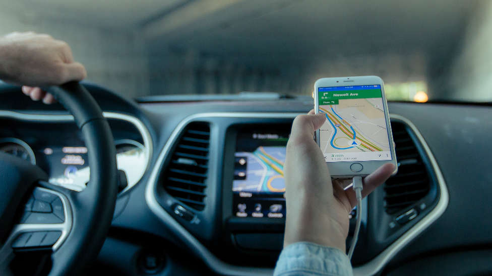 El GPS de su coche puede darle un disgusto este sábado: un error masivo si  no actualiza