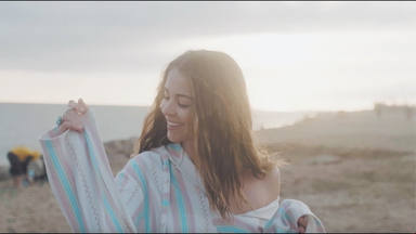 Sofía Ellar lanza el videoclip de 'Si nos pillan', tema que da nombre a su próxima gira