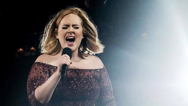 Adele y otros artistas de álbum debut que han triunfado por todo lo alto