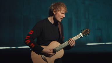 Ed Sheeran toma su guitarra española y estrena versión acústica de uno de sus últimos lanzamientos: 'Shivers'