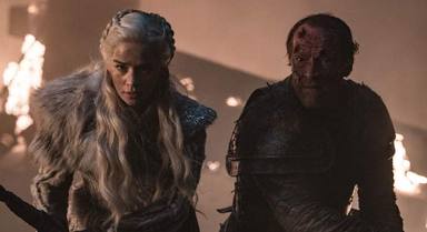 Daenerys Targaryen (Emilia Clarke) y Jorah Mormont (Iain Glen) en 'Juego de Tronos'