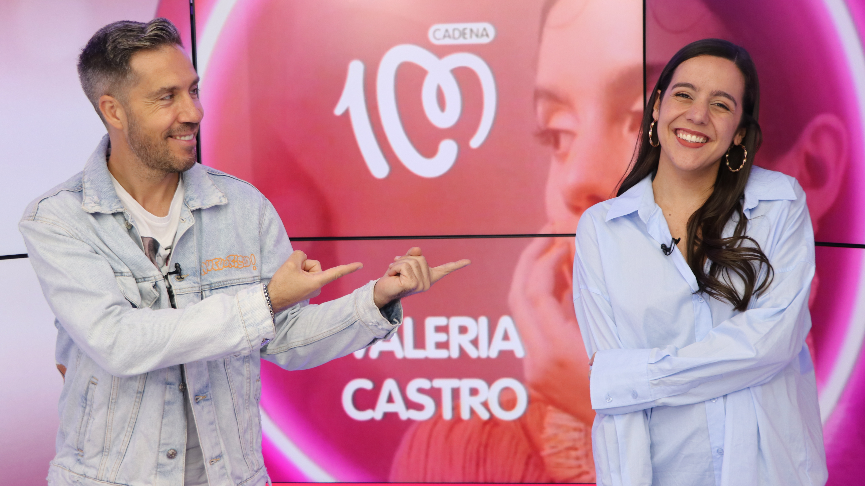 Valeria Castro nos descubre su talento en CADENA 100: "Mi música fluye mucho"