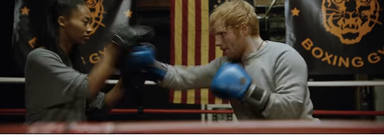 Ed Sheeran se enfunda los guantes de boxeo