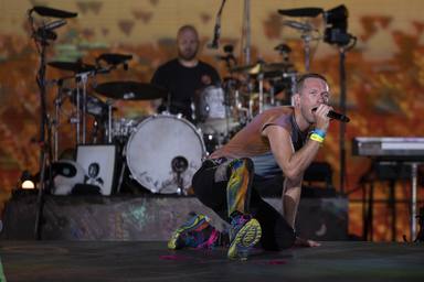 Coldplay se llena de gloria en la primera de sus cuatro noches en Barcelona