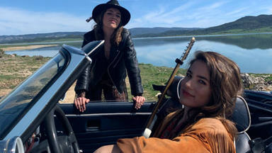 Julia Medina y Carmen Boza estrenan el vídeo de la canción titulada "No Me Despedí"