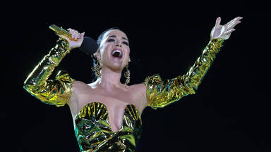 Katy Perry cantando durante la coronación del Rey Carlos III en mayo de 2023
