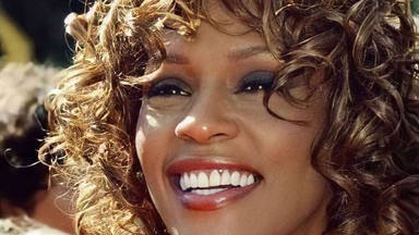 Después de 4 años reaparece la famosa holograma de Whitney Houston