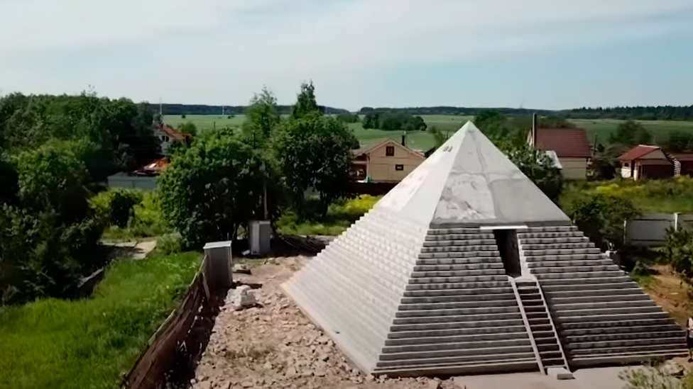 ¿Te gustaría tener una pirámide en tu casa?