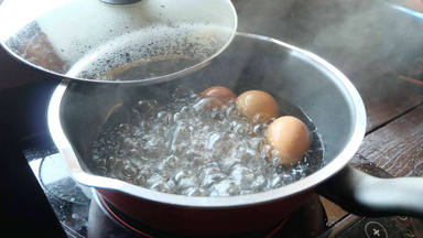 Huevos en cocción