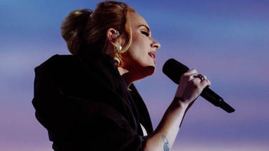 Adele actúa por primera vez ante su hijo Angelo en un mágico concierto: "Es el honor más grande de mi vida"