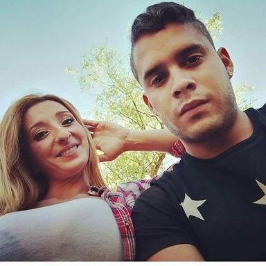 José Fernando junto a su pareja, Michu, en una imagen de redes sociales