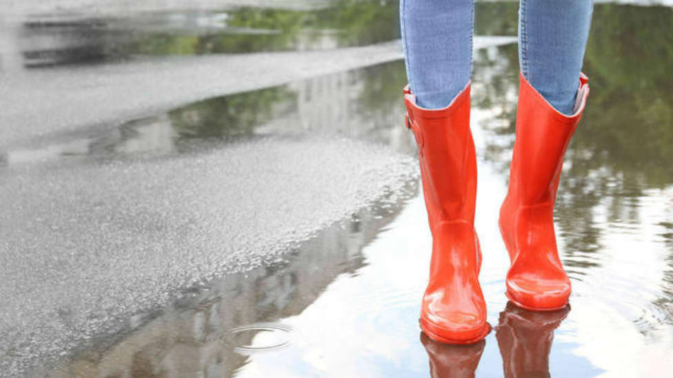 Cómo impermeabilizar los zapatos para los días de lluvia
