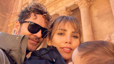 David Bisbal se escapa a Jordania con Rosanna Zanetti y el pequeño Matteo