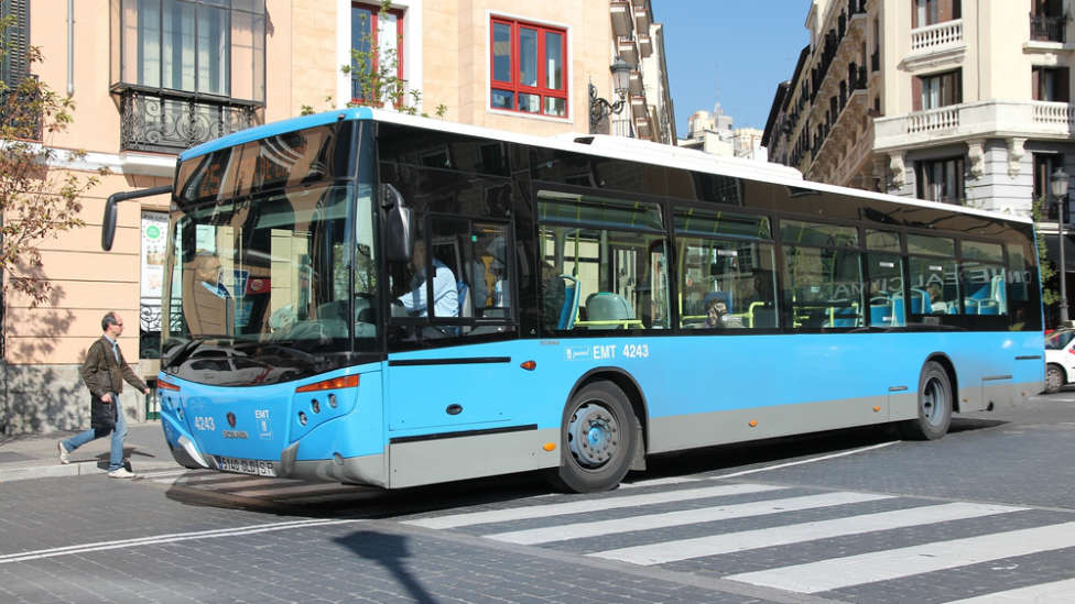 Conductores de autobuses de Madrid se unen y crean un fondo solidario para luchar contra el coronavirus