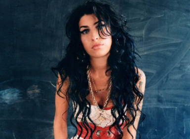 Descubren una canción inédita de Amy Winehouse