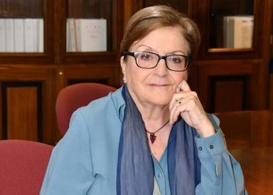 Elisa Pérez, primera mujer que dirigió una universidad en España: Era i